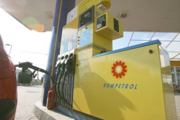 Ministerul Finanţelor transferă acţiunile deţinute la Rompetrol
